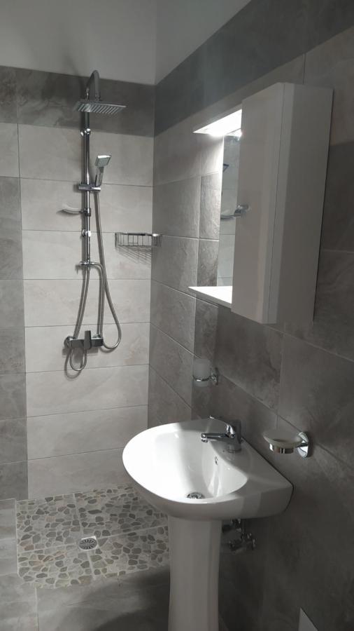 Πλατανακι 2 Seaview Apartment Ándros Kültér fotó